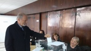 Борислав Великов