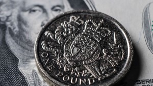 монета Великобритания