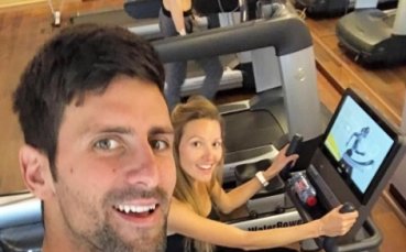 Джокович тренира с бременната си съпруга