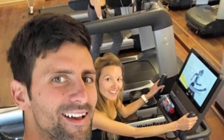 Джокович тренира с бременната си съпруга