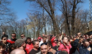 Търгът за емблемата и активите на фалиралото дружество се провали, след като фенове на тима не допуснаха представителя на ЦСКА 1948 да внесе необходимите документи