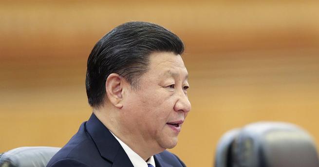 Президентът на Китай Си Цзинпин взе участие в акция по