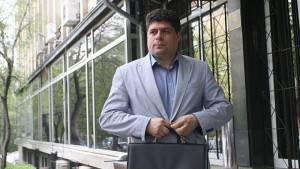 Мирослав Николов