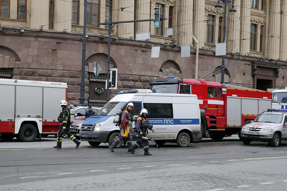 Взрив избухна в метрото в Санкт Петербург