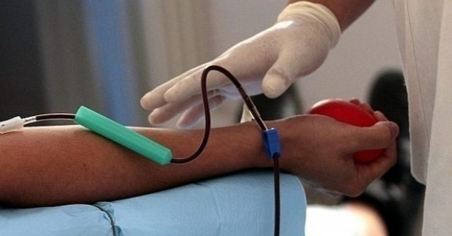 Проблемът с постоянно намаляващия брой на доброволните кръводарители у нас