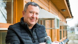 гълъби Симеон Монев