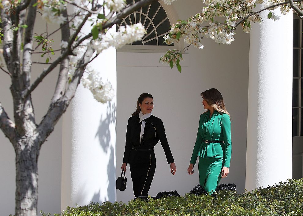 Доналд и Мелания Тръмп посрещнаха в Белия дом краля и кралицата на Йордания - Абдула II и Рания.