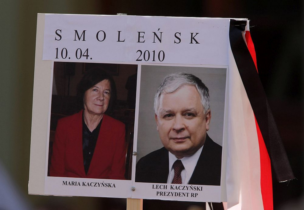 При катастрофата край Смоленски на 10 април 2010 година загинаха 96 души сред които и президентът Лех Качински и съпругата му Мария.