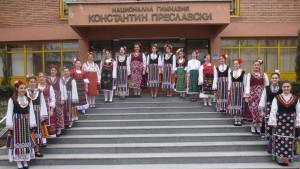 Кметът изпрати писмо до МОН за запазване на танцовите паралелки