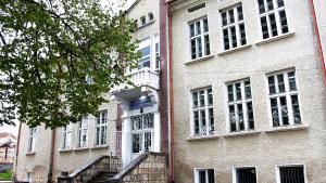 Дибич Училище