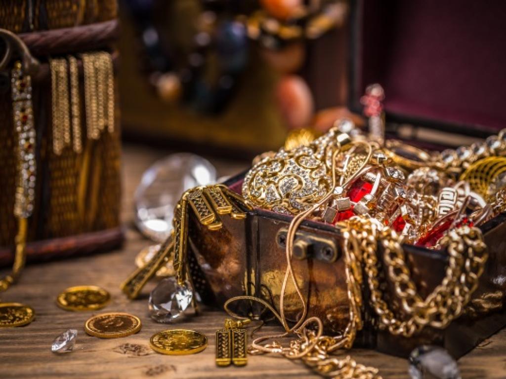 Сред скривалище от блестящи златни съкровища от Иберийската бронзова епоха