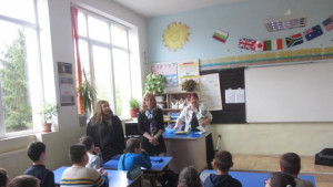 Поетеса Шумен Второ Базово