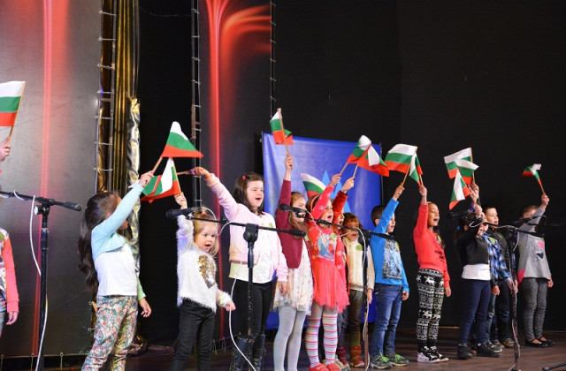 Над 400 деца и ученици участваха във форума във Враца.