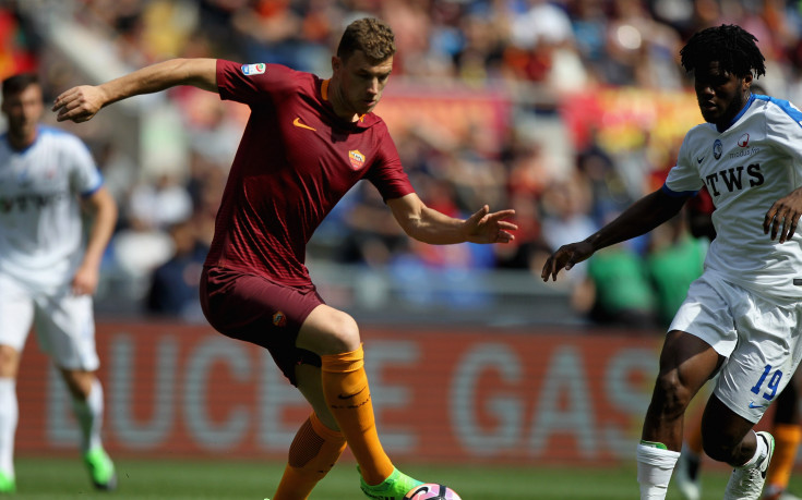 Пляскат Джеко през ръцете само с вътрешна глоба