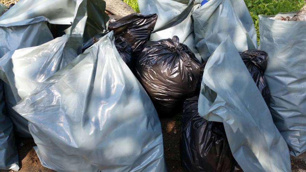 Общинските съветници от ГЕРБ-Габрово се включиха в пролетното почистване
