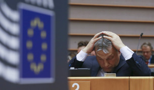 Виктор Обран по време на днешните дискусии в Европейския парламент