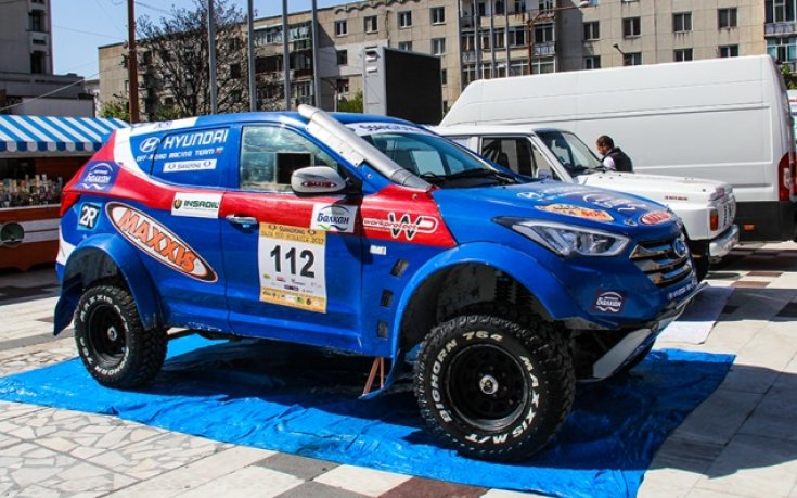 Успешен старт за Hyundai Santa Fe T1 на Баха 500