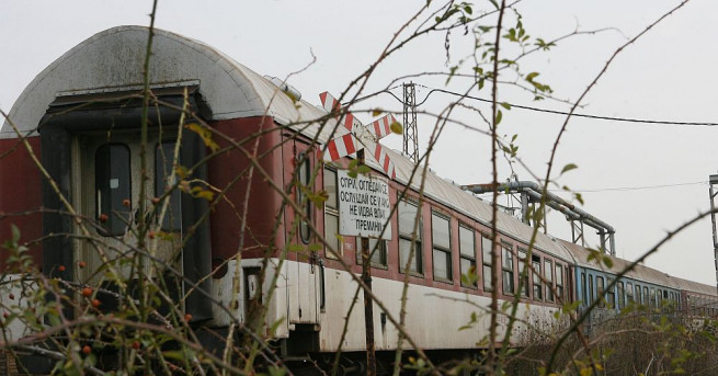 Влак е прегазил възрастна жена която е починала на място