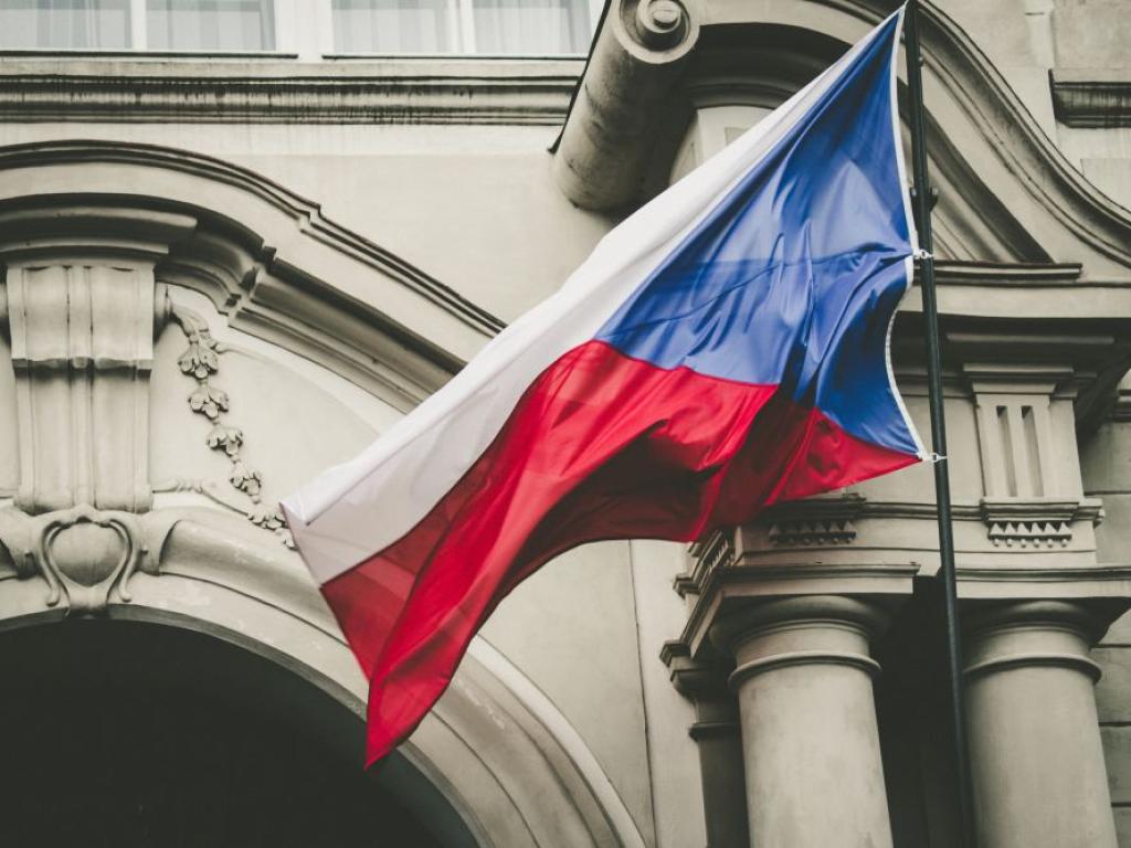 Чешкият министър председател Фиала заяви че никой в Европа не възнамерява