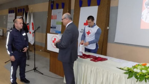 за хуманизъм