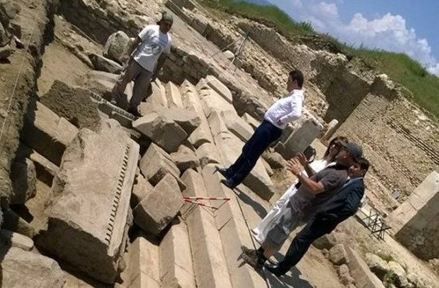 Разкриха форума на Хераклея Синтика