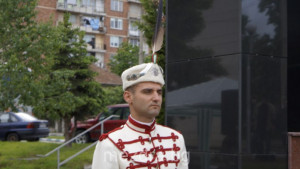 Община Мездра паметна плоча