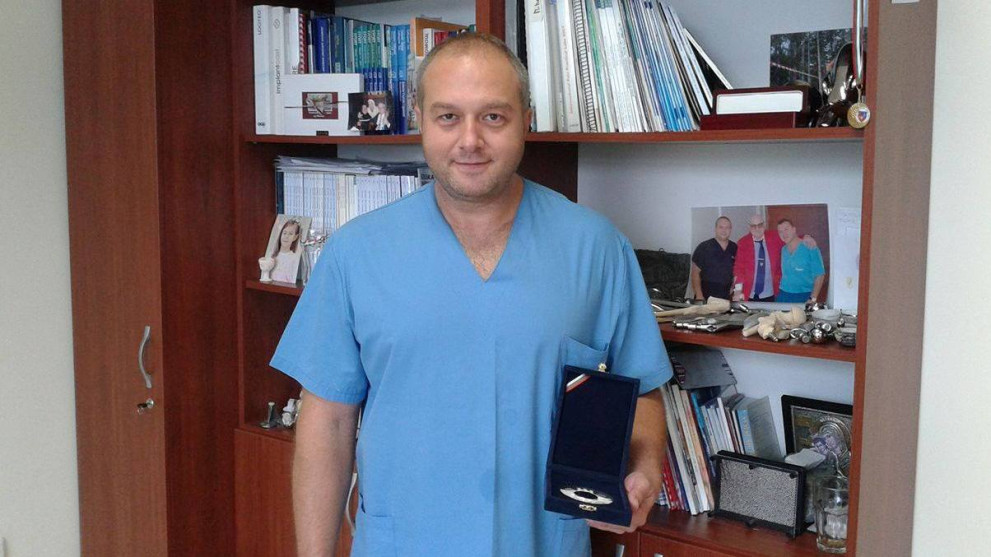 Д-р Калин Михов, началник на отделението по ортопедия в УМБАЛ "Св. Марина"