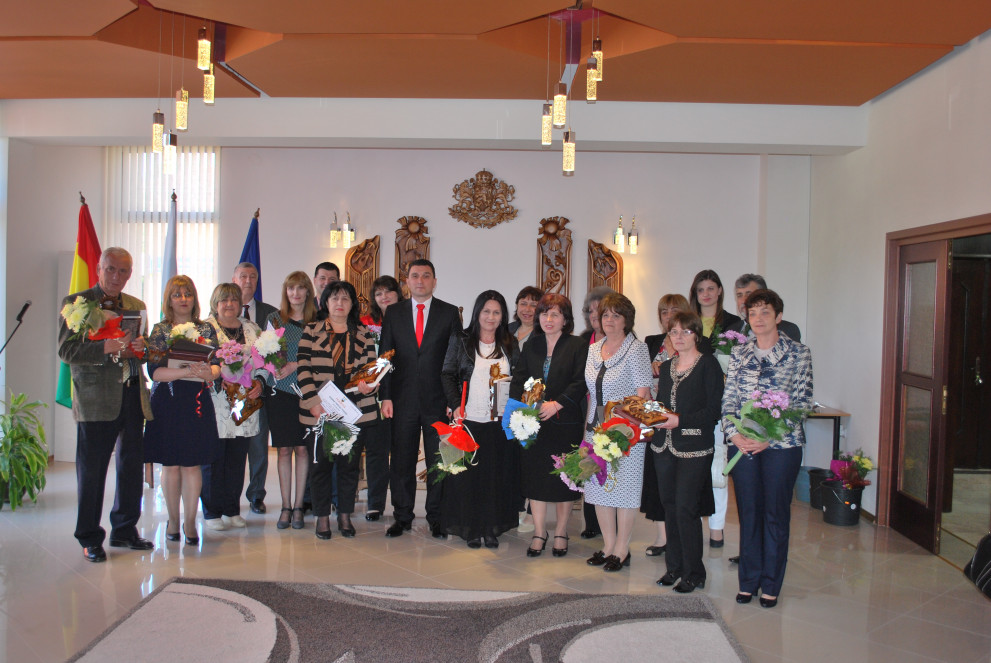 В Генерал тошево връчиха отличия по повод 24 май