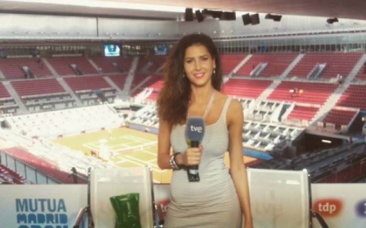 Секси репортерка разбуни духовете в Мадрид