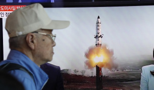 Пхенян изстреля ракета, Путин разтревожен