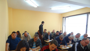 Желаещите трябва първо да решат правилно тест