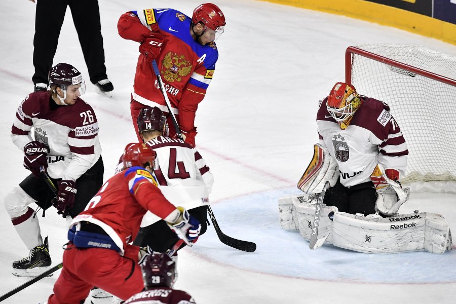 Русия би Латвия на Световното по хокей1