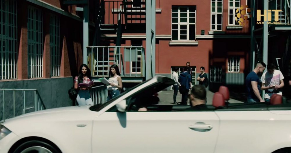 Столична гимназия стана снимачна площадка на чалга клип