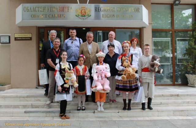 Чавдар Божурски