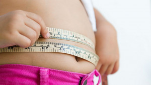 Жени с наднормено тегло в тийнейджърска или в младежка възраст