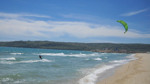 Подготовката на варненския плаж за сезон 2017