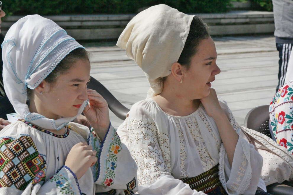 Участнички във фестивала.