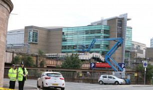 Атентаторът от Острова - дете на бежанци