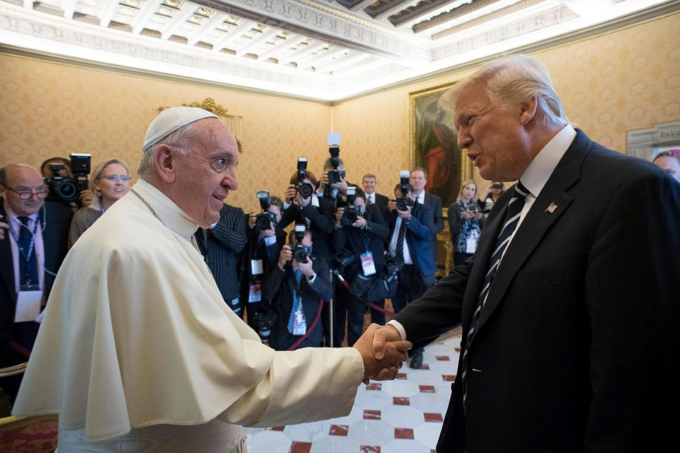 Папа Франциск и Доналд Тръмп