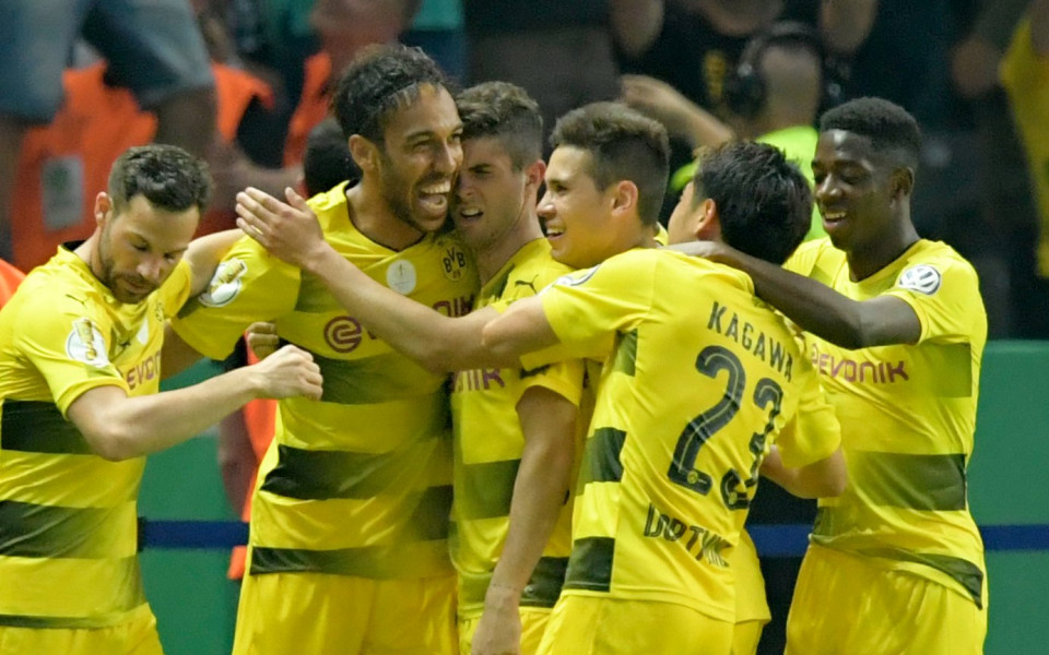 Дортмунд среща тим от 6-та дивизия за Купата на Германия