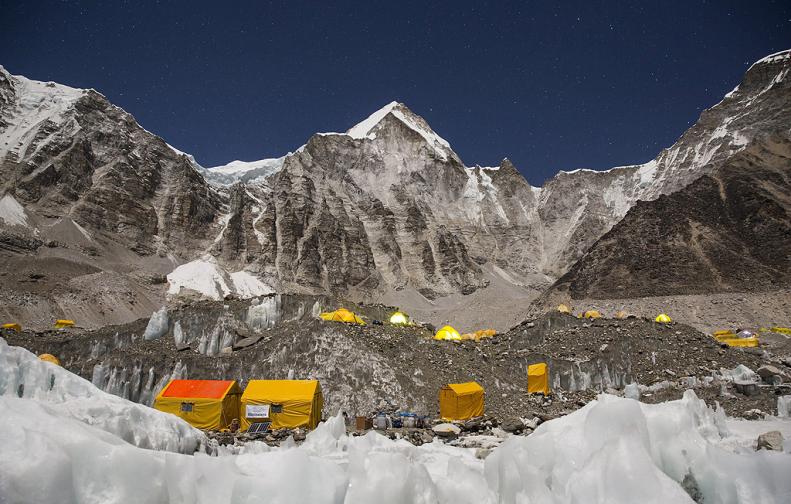 еверест лагер кислород алпинисти