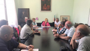 Мая Манолова