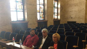 Мая Манолова