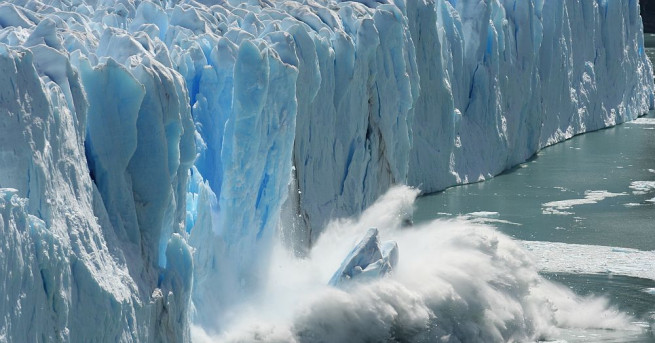 Айсберг с тегло 1 трилион тона се откъсна от Антарктида