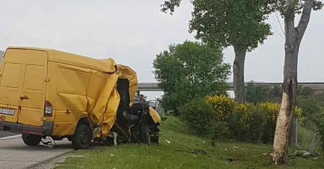 Бежанците оцелели при катастрофата на автомагистрала Тракия   разкриха как