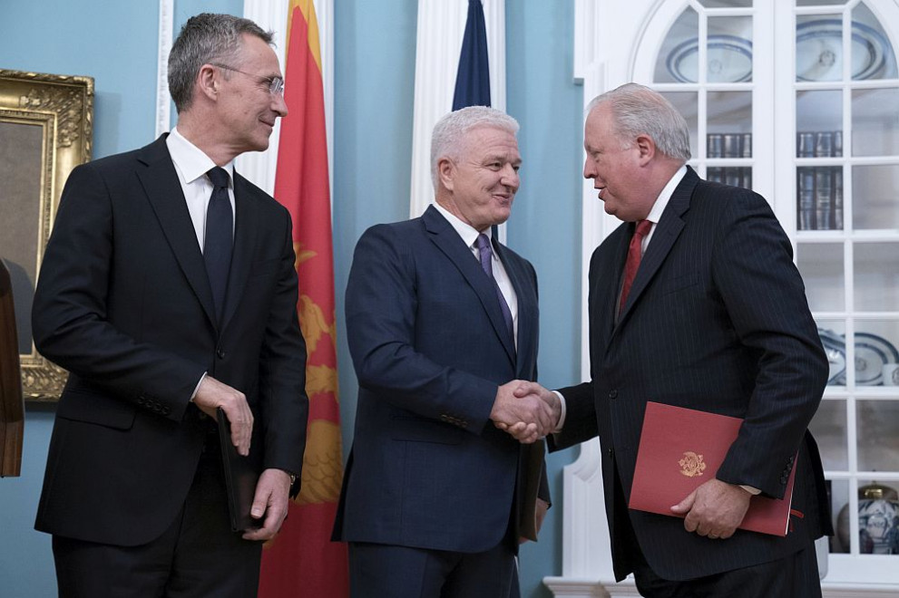 Черна гора официално бе обявена за 29-та членка на НАТО