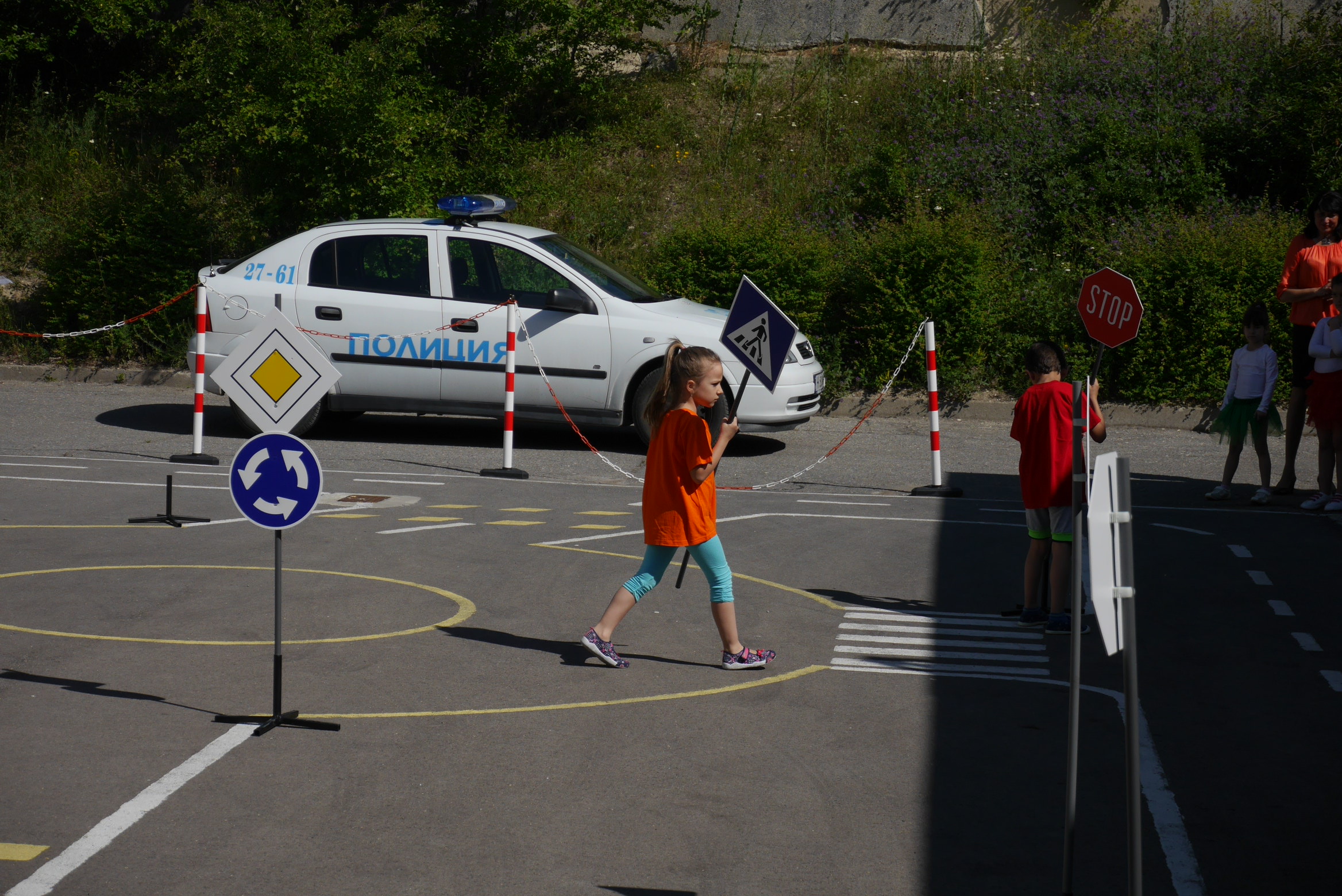 Децата показаха своите умения на площадката за пътна безопасност в ДГ "Щурче"