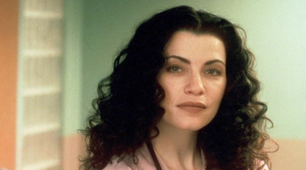 От „Спешно отделение“ до днес: Джулиана Маргулис на 57 (СНИМКИ)