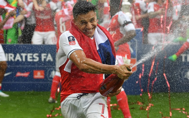 Алексис Санчес: Бъдещето ми зависи от агента ми