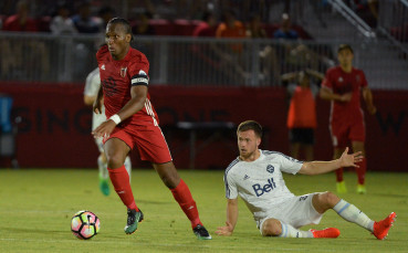 Дидие Дрогба го може и на 39, вкара в дебюта за собствения си отбор